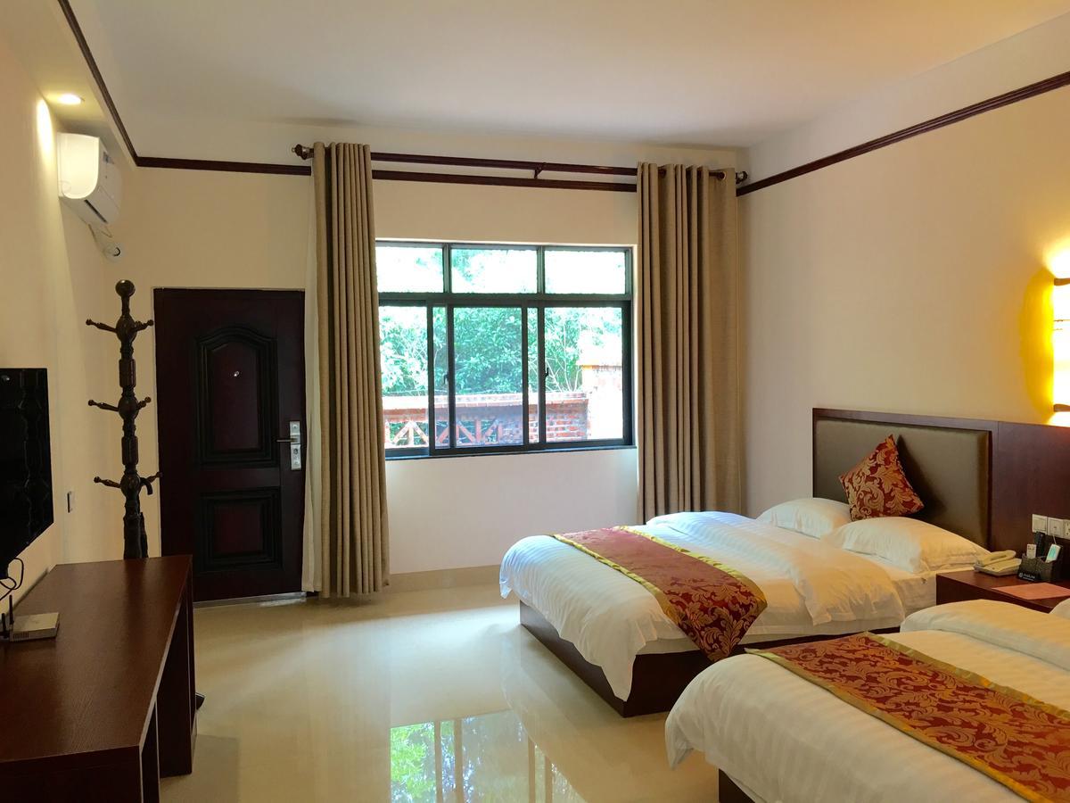 Yangshuo Mountain Top Retreat Dış mekan fotoğraf