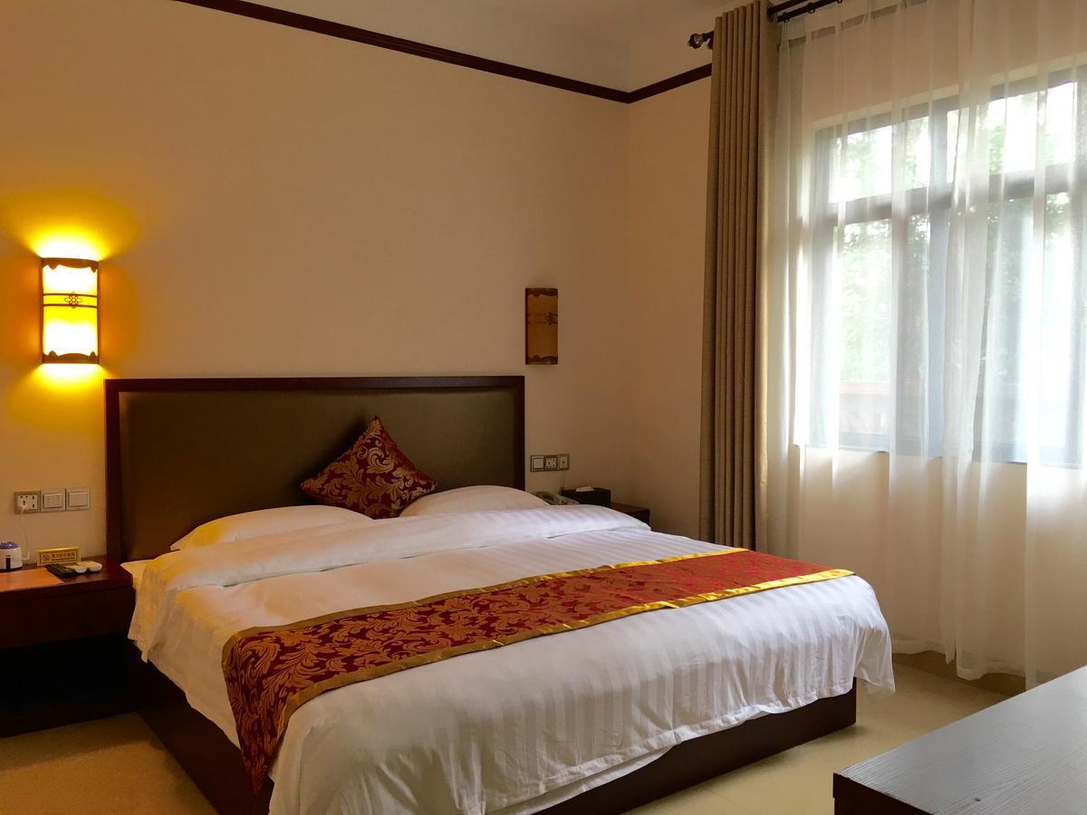 Yangshuo Mountain Top Retreat Dış mekan fotoğraf