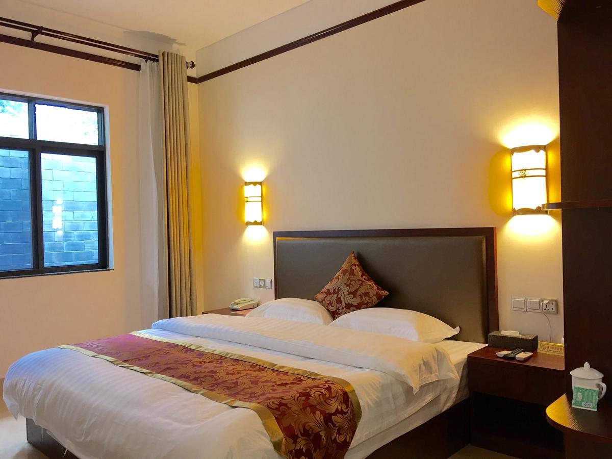 Yangshuo Mountain Top Retreat Dış mekan fotoğraf