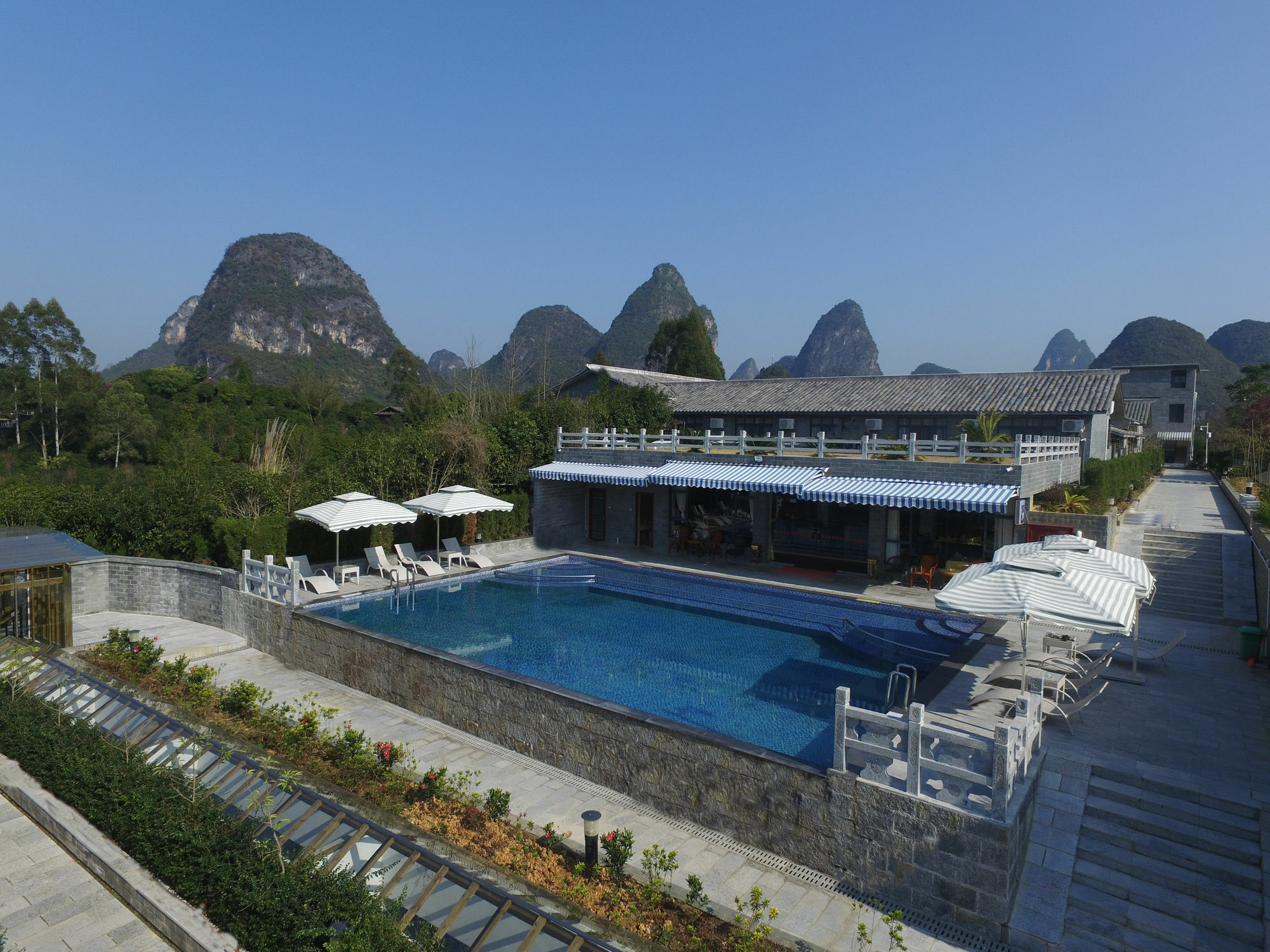 Yangshuo Mountain Top Retreat Dış mekan fotoğraf