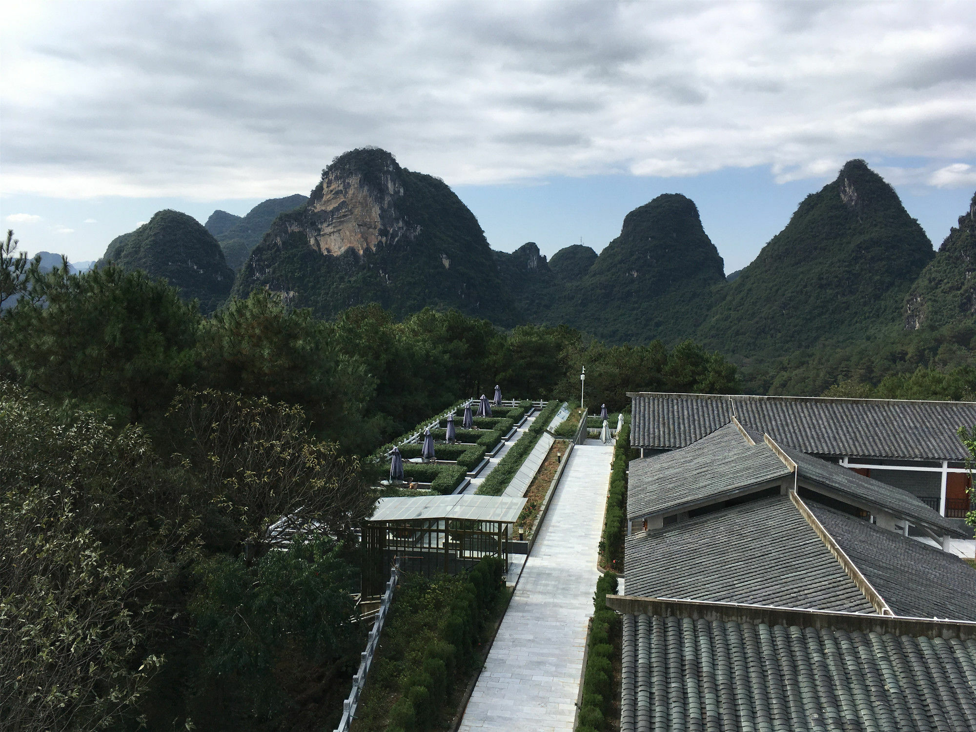 Yangshuo Mountain Top Retreat Dış mekan fotoğraf